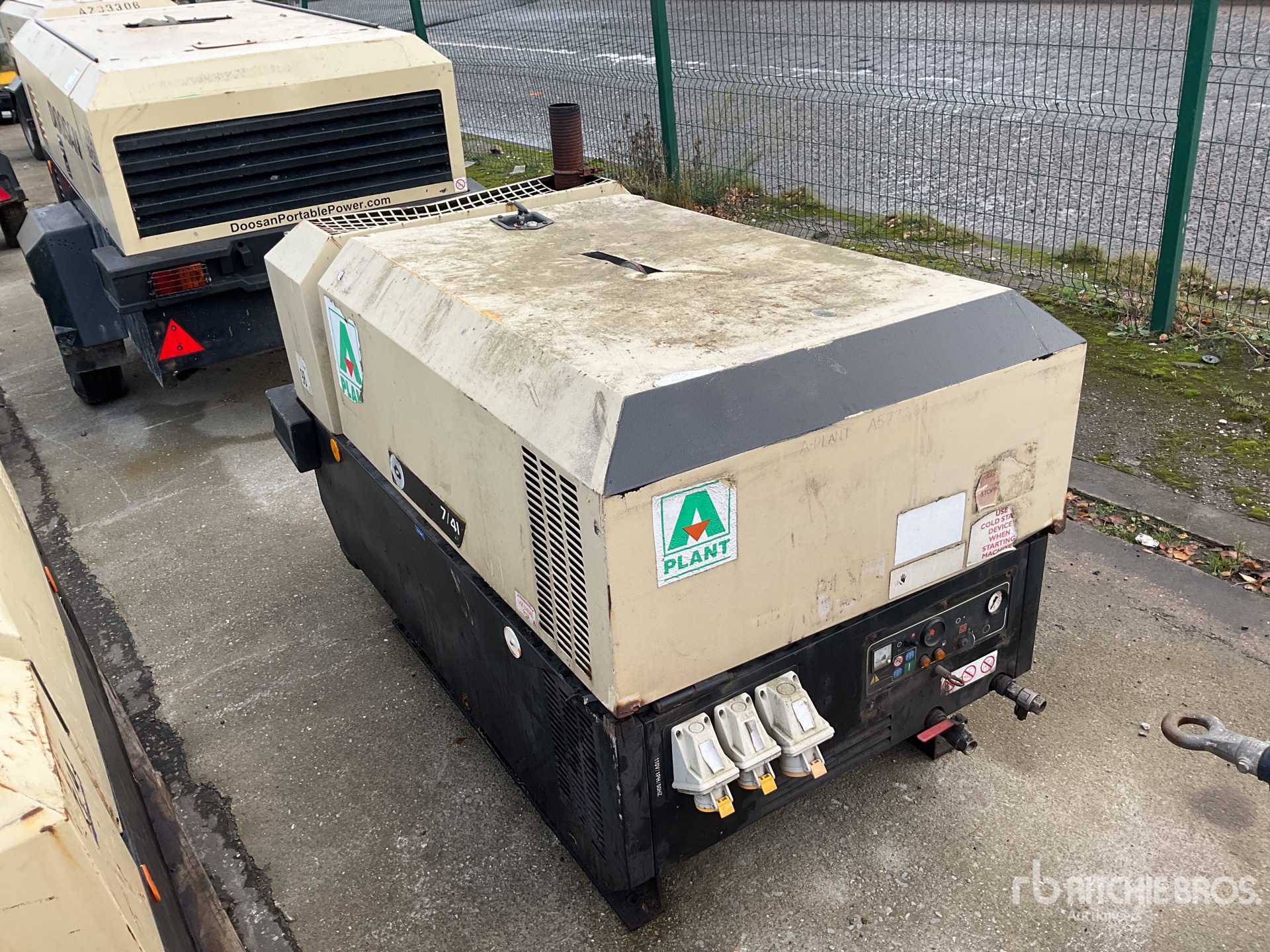 General Appearance with Picture, Left Rear Corner