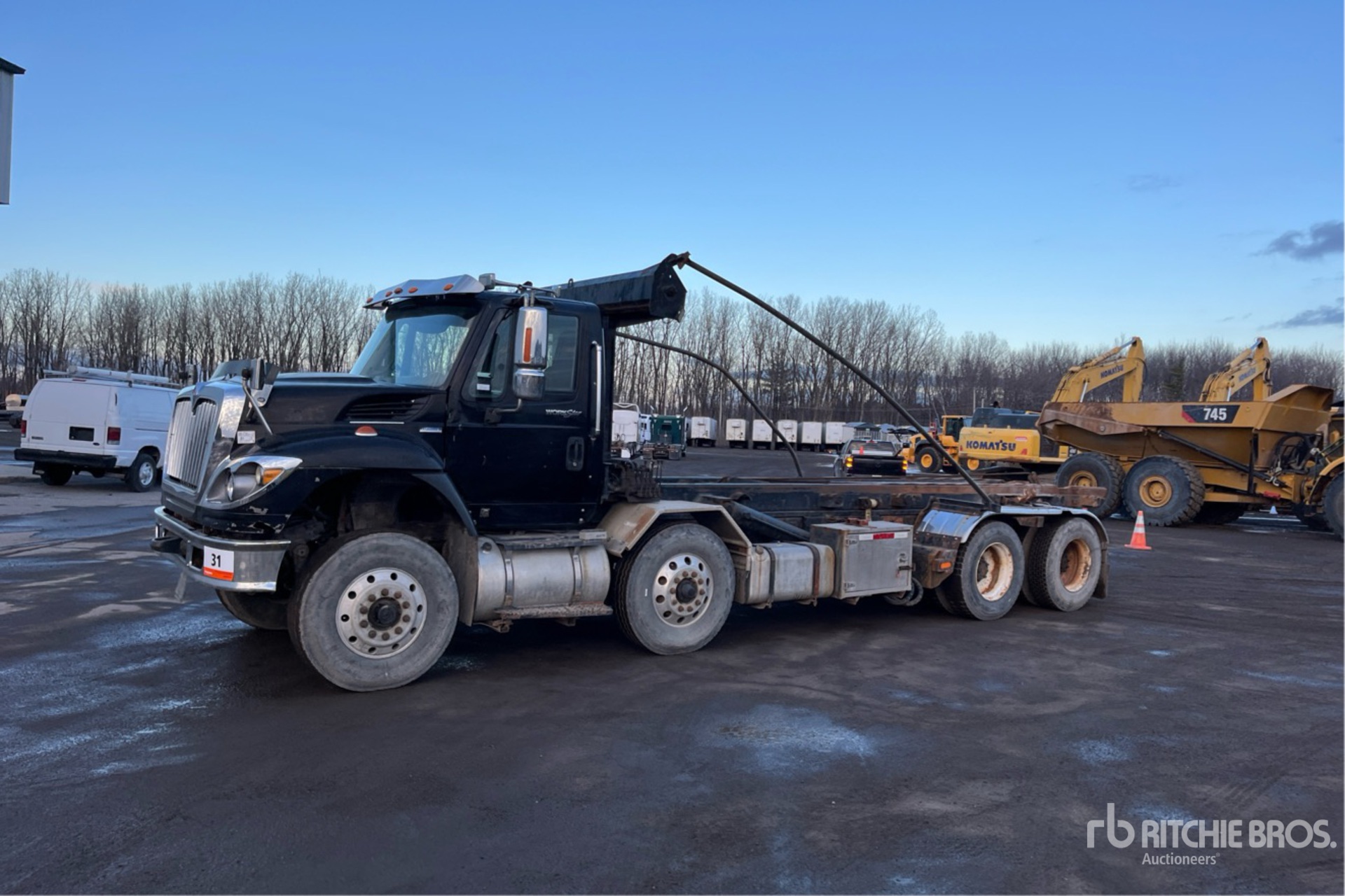 General Appearance with Picture, Left Front Corner