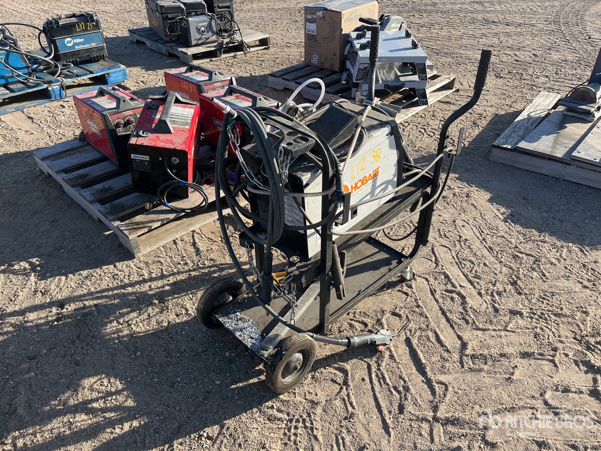 Aspect général with Image, coin avant droit