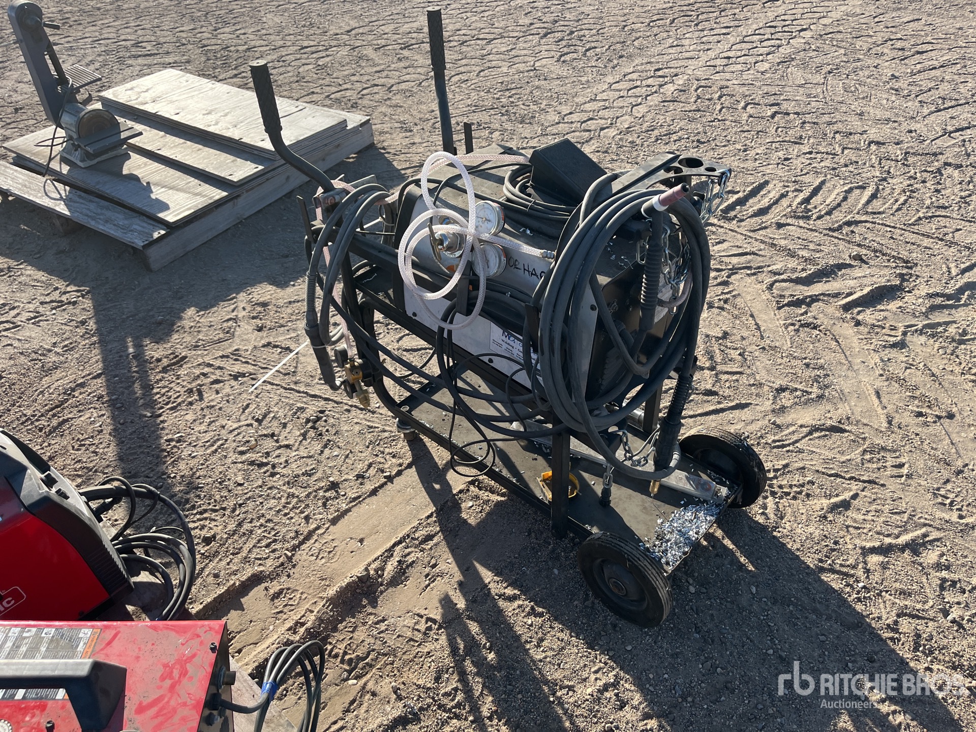 Aspect général with Image, coin arrière droit