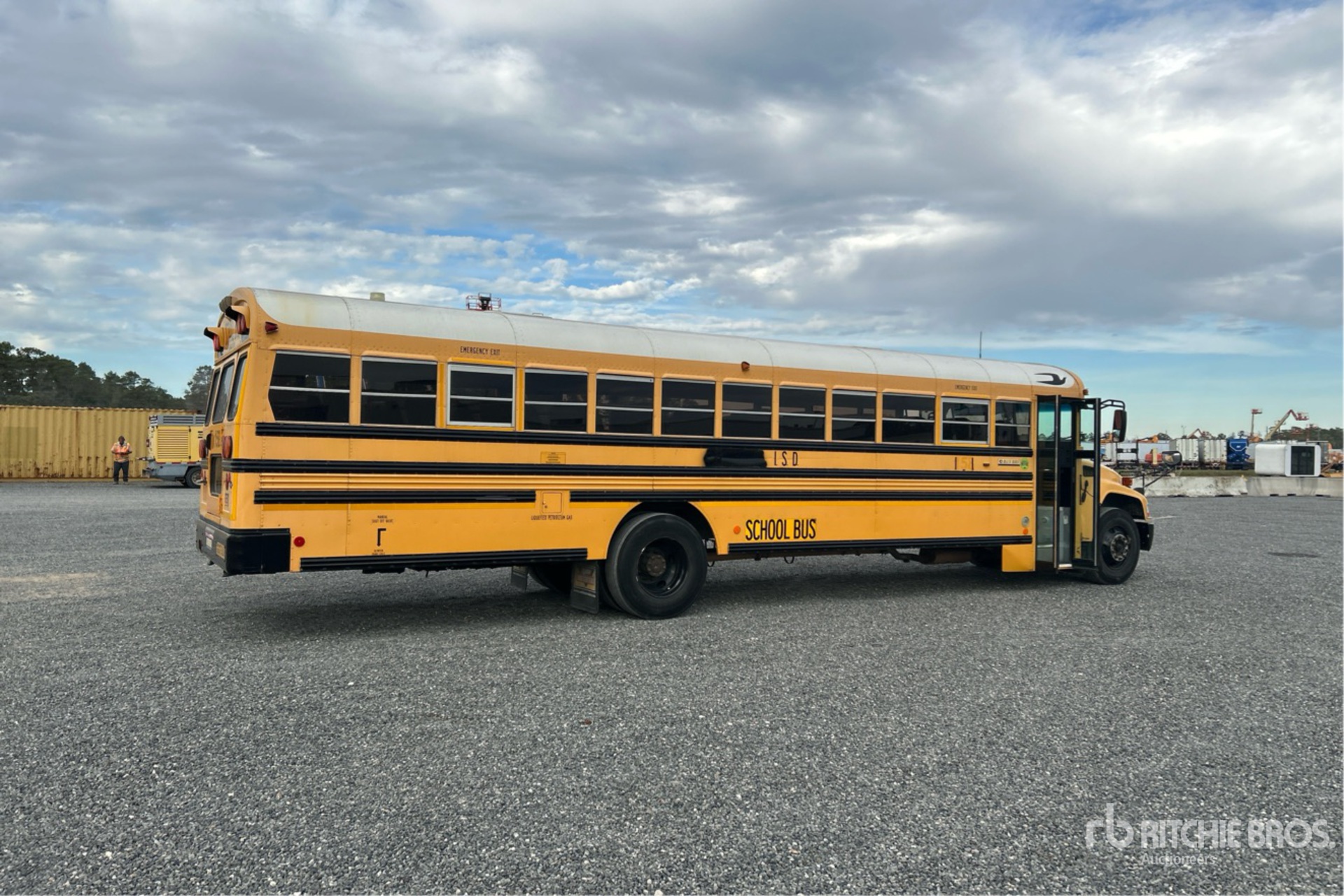 General Appearance with Foto, angolo anteriore sinistro