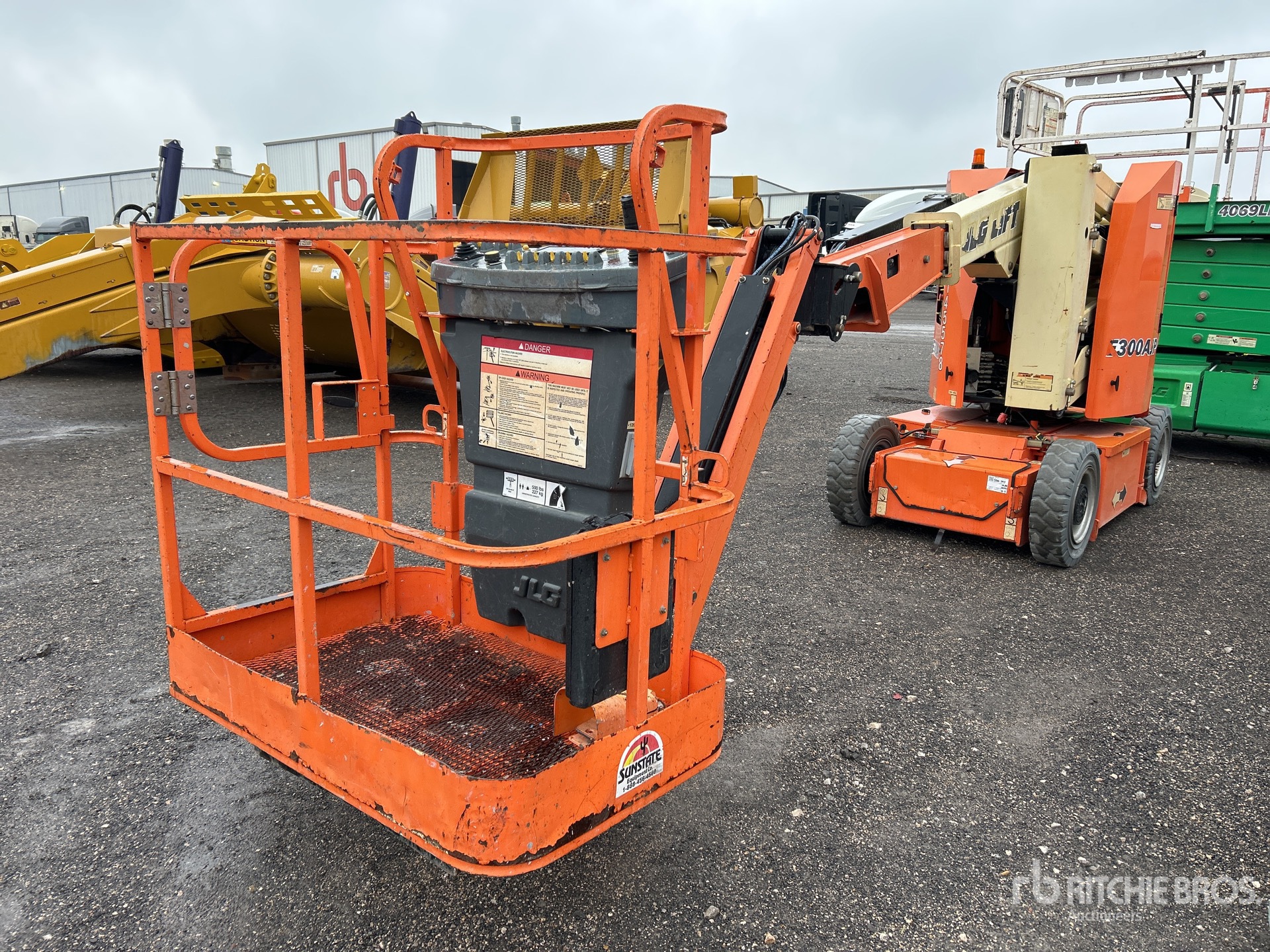 General Appearance with Picture, Left Front Corner