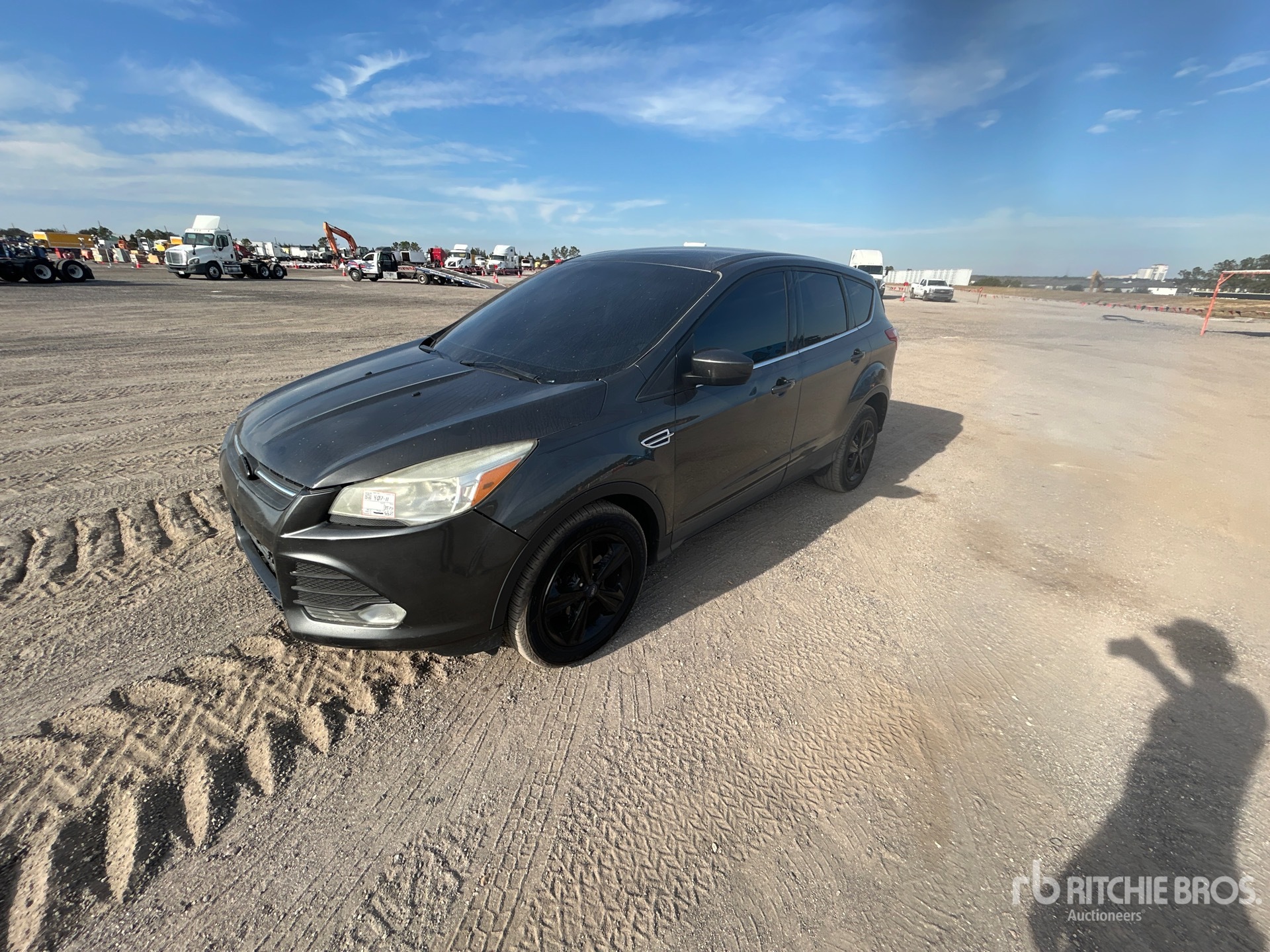 General Appearance with Picture, Left Front Corner