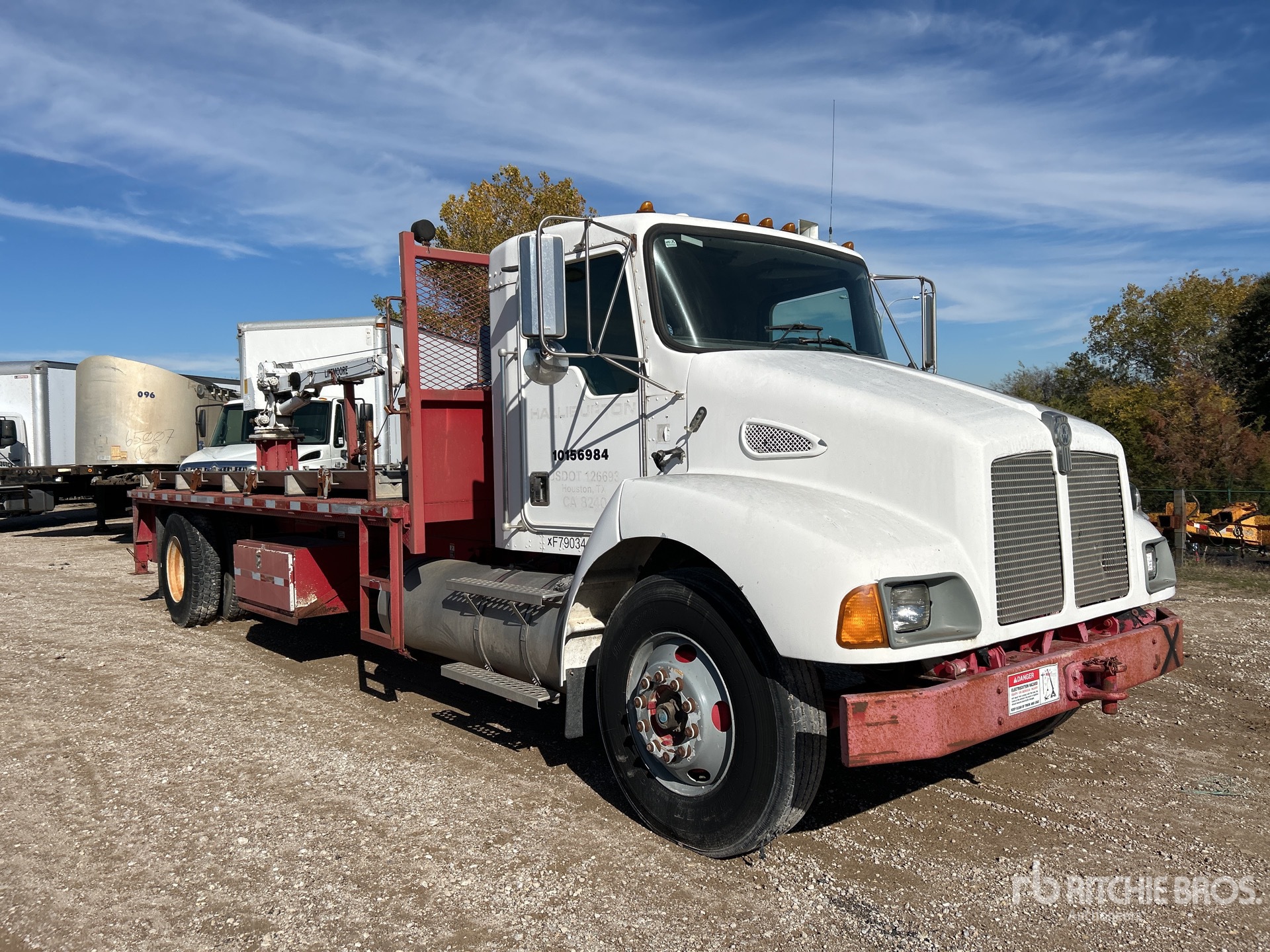 General Appearance with Featured Photo