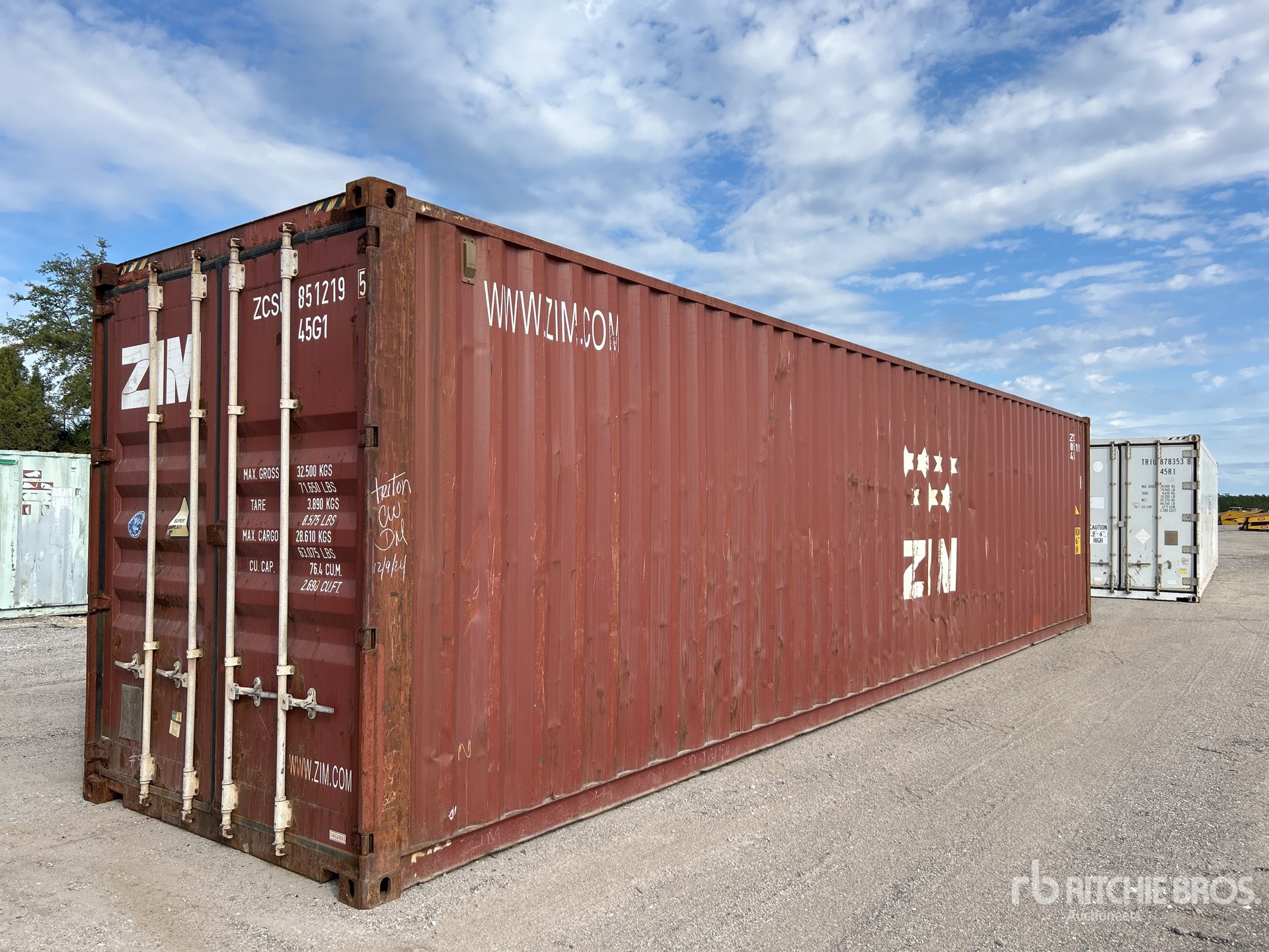 General Appearance with Picture, Left Front Corner