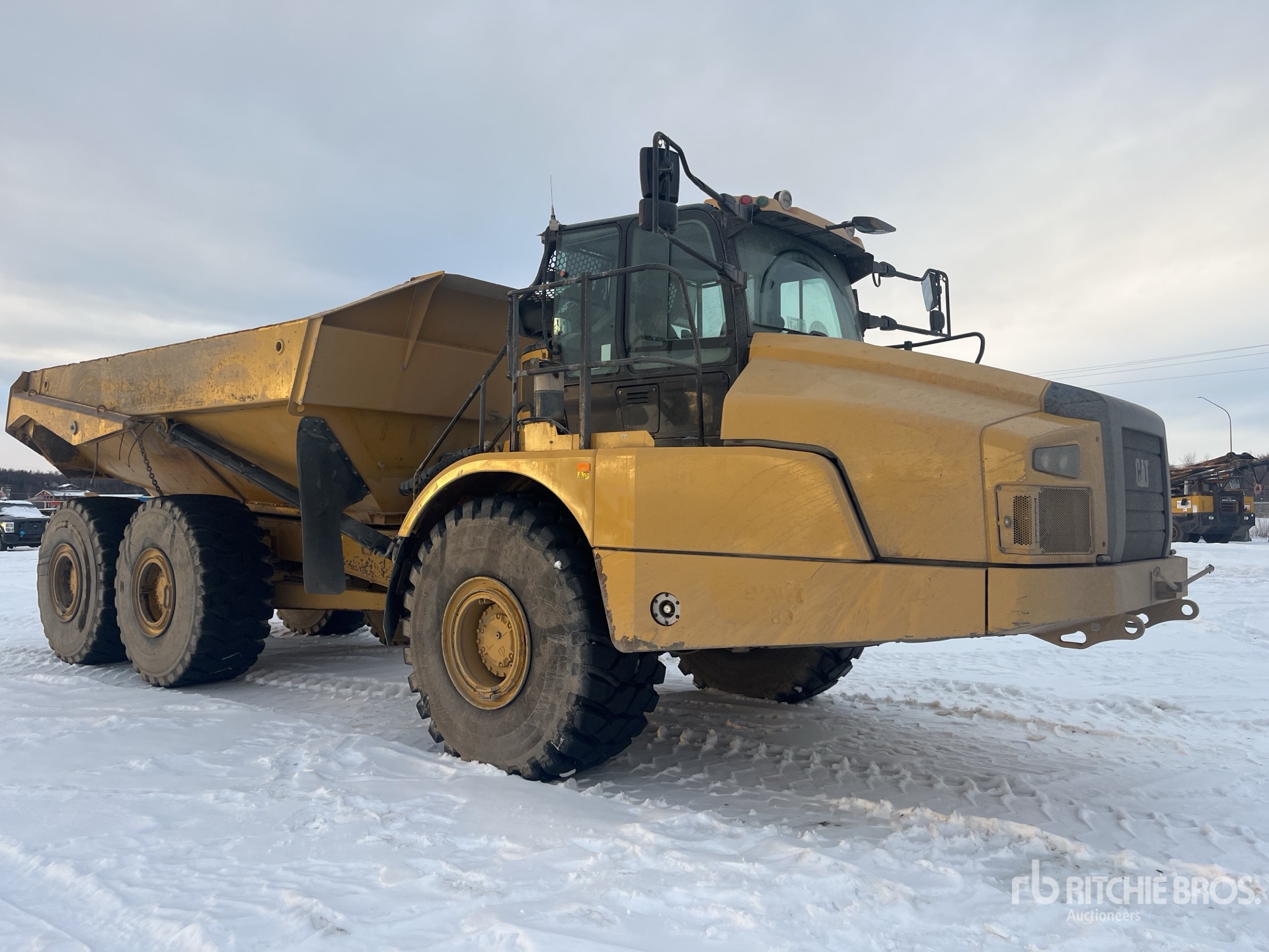 General Appearance with Picture, Right Front Corner