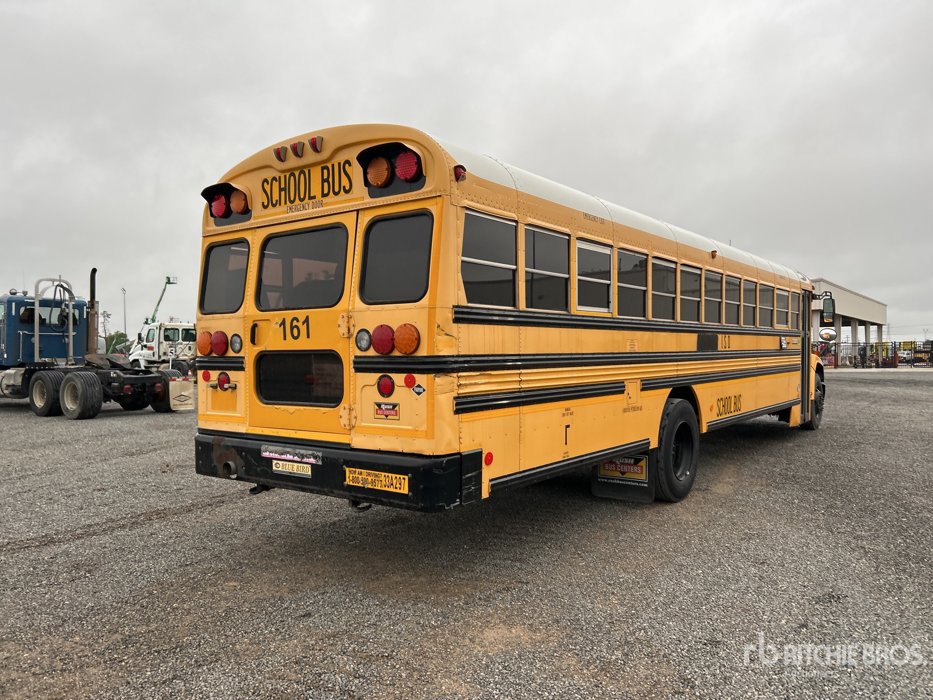 General Appearance with Foto, angolo anteriore sinistro