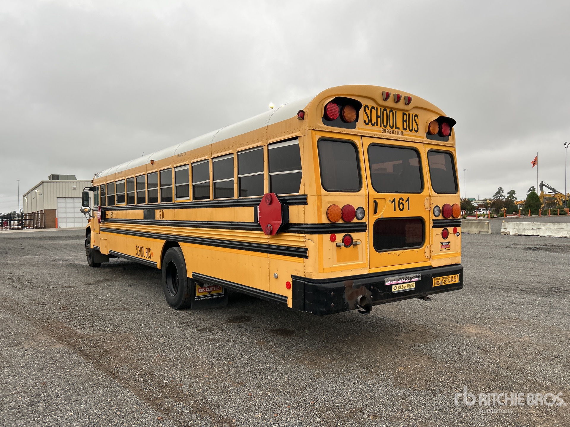 General Appearance with Foto, angolo posteriore sinistro