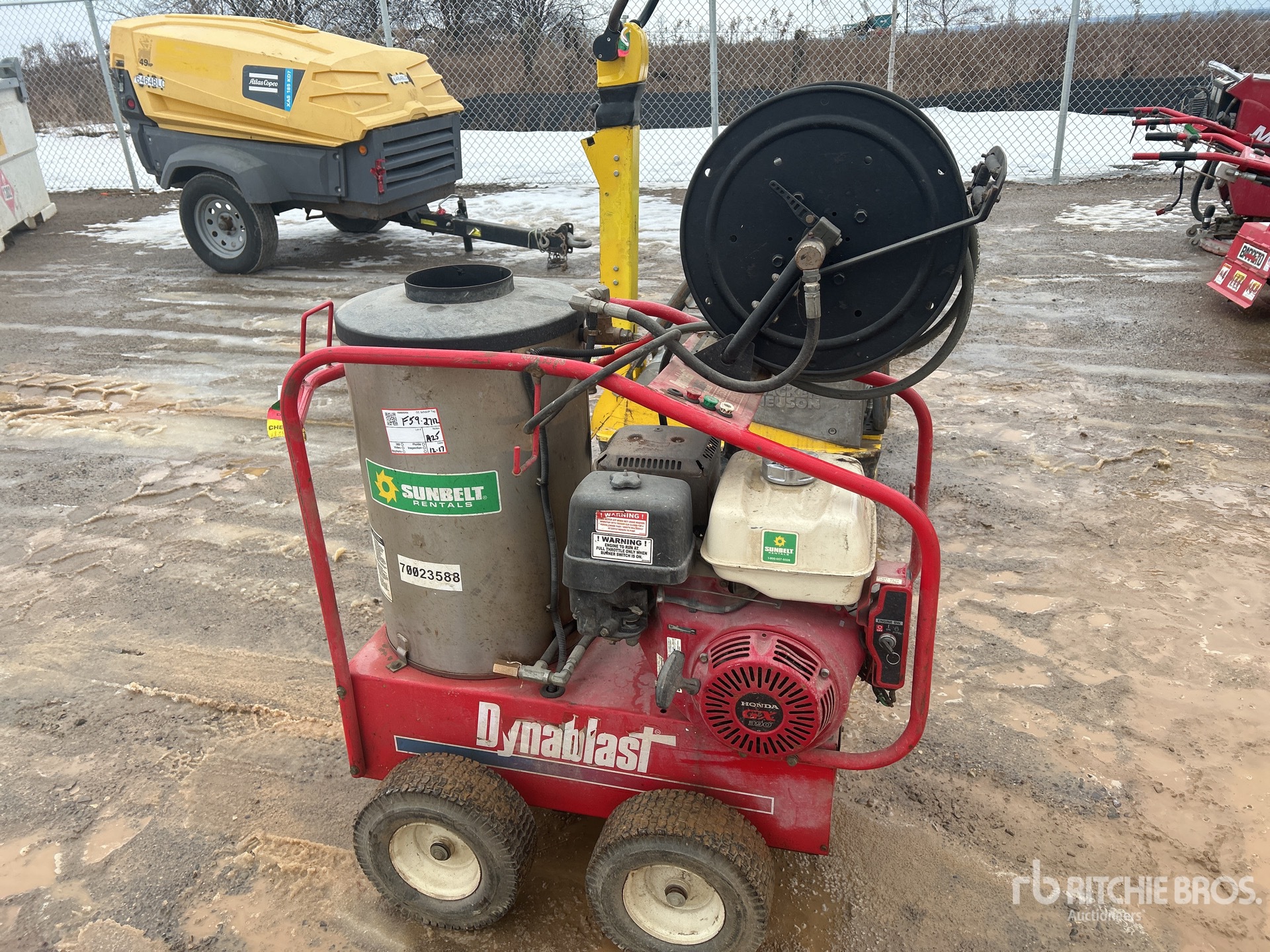 General Appearance with Featured Photo