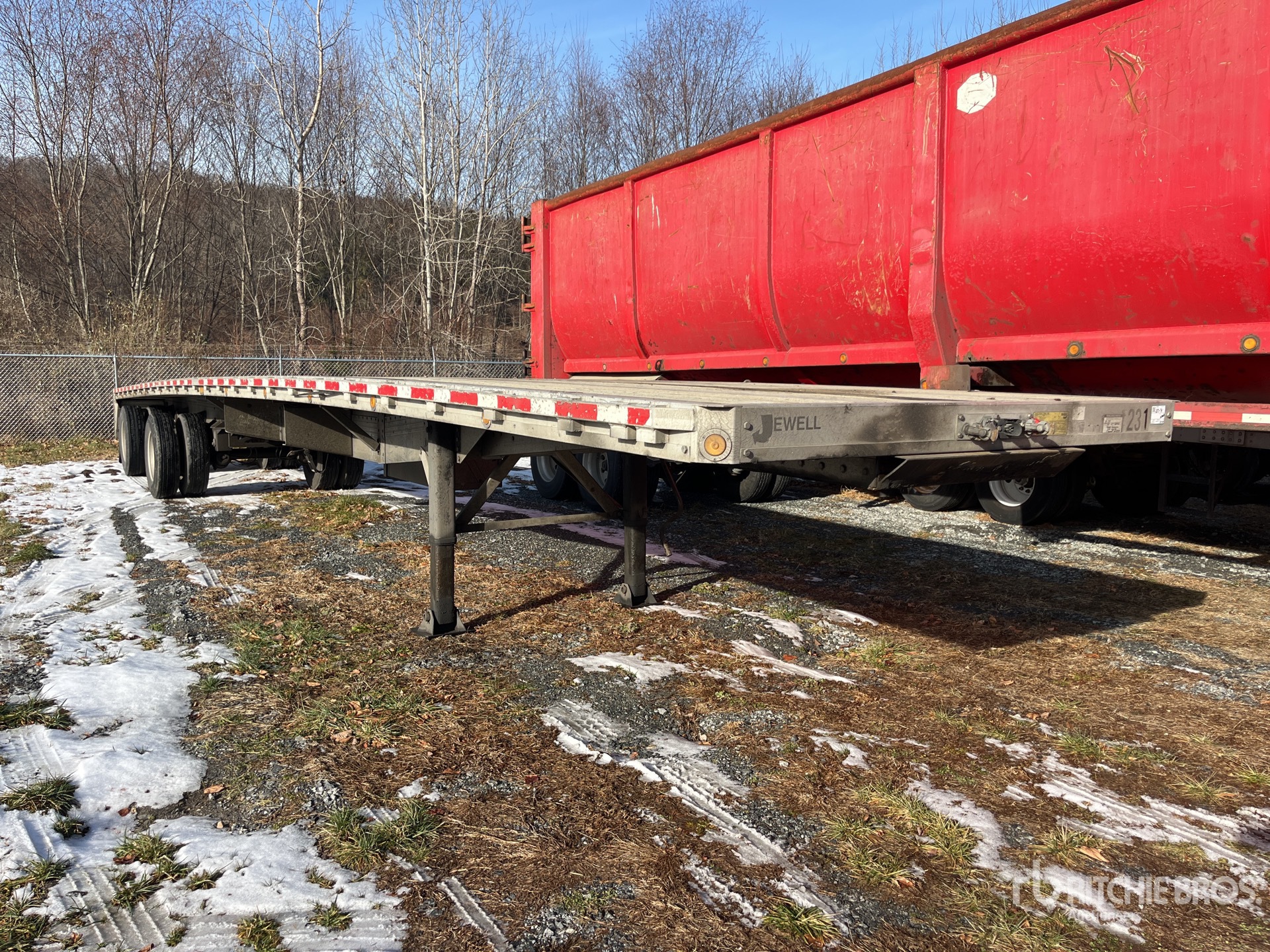 2012 Reitnouer TL 53 ft T/A Spread Axle Flatbed Trailer | Ritchie Bros ...