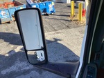 LN244179 - 2020 International LT625: Mirrors