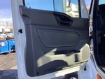 LN244179 - 2020 International LT625: Cab Doors
