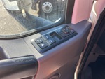 LN287606 - 2020 International LT625: Window Controls