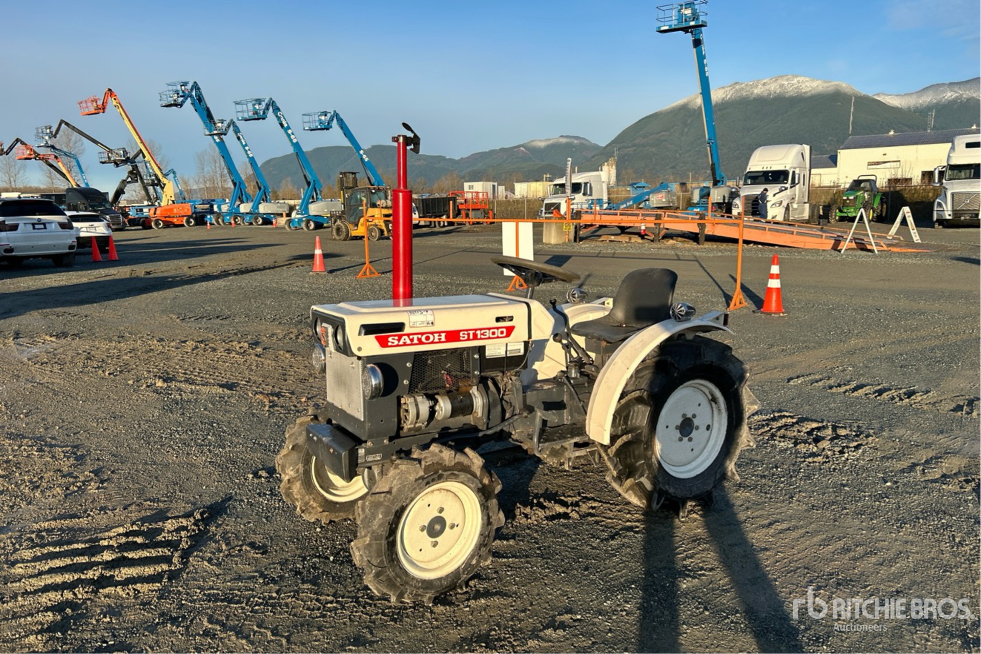 General Appearance with Picture, Left Front Corner