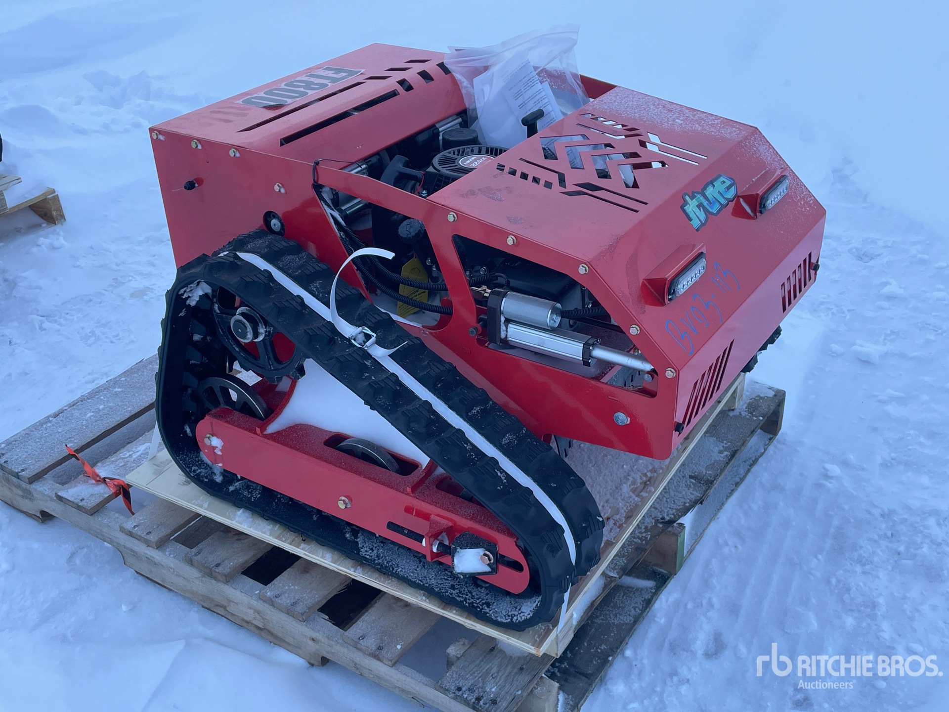 General Appearance with Picture, Right Front Corner