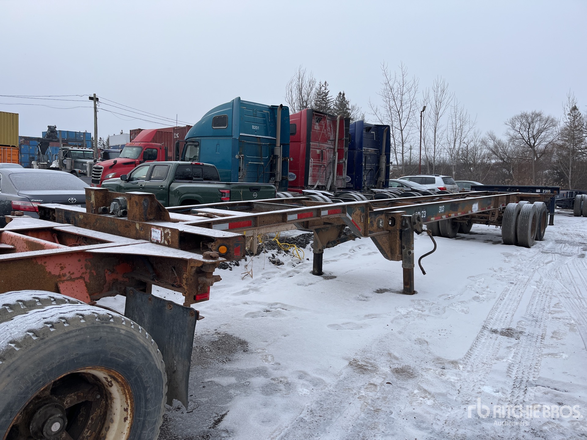 General Appearance with Picture, Left Front Corner