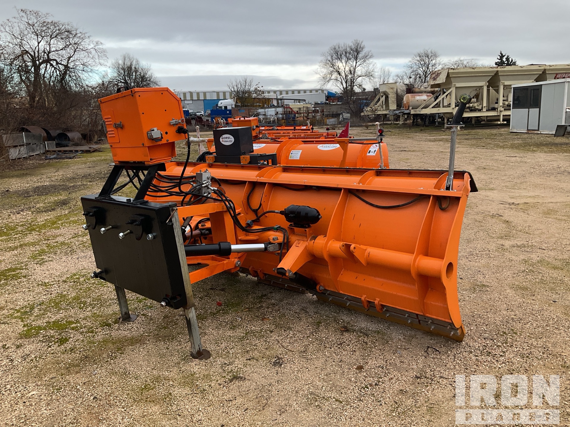 General Appearance with Foto, angolo anteriore destro