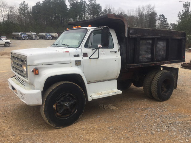 1977 (unverified) Chevrolet S/A Dump Truck 1977 (unverified) Chevrolet S/A Dump Truck