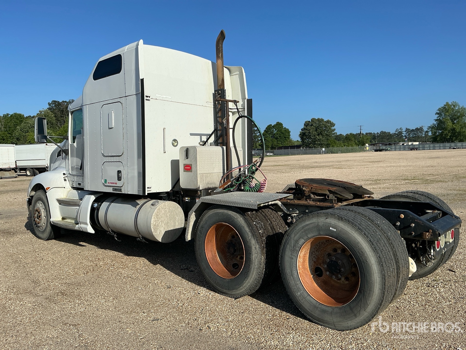 General Appearance with Bild, Ecke hinten links