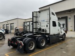 MN289785 - 2021 International LT625: Picture, Right Rear Corner
