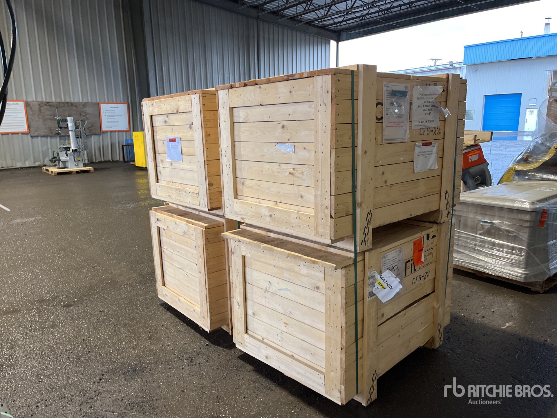 General Appearance with Picture, Left Rear Corner