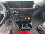 NN408559 - 2022 International LT625: Dash Components