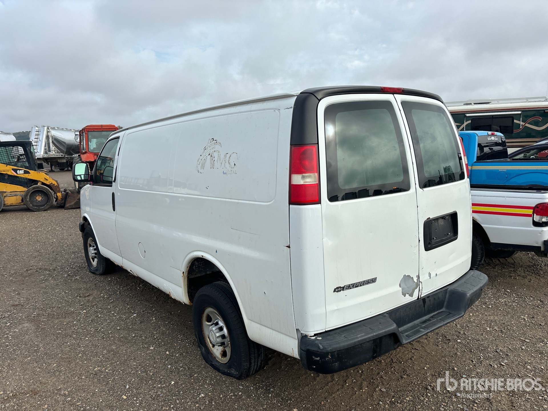 General Appearance with Picture, Left Rear Corner