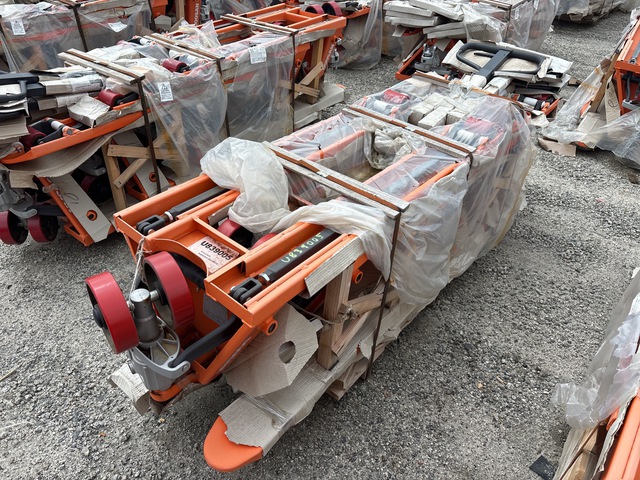 Quantity of (6) 2021 Doosan AC25 5500 lb Pallet Jack (Unused)