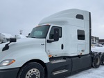 NN411049 - 2022 International LT625: Truck Paint and Body Damage