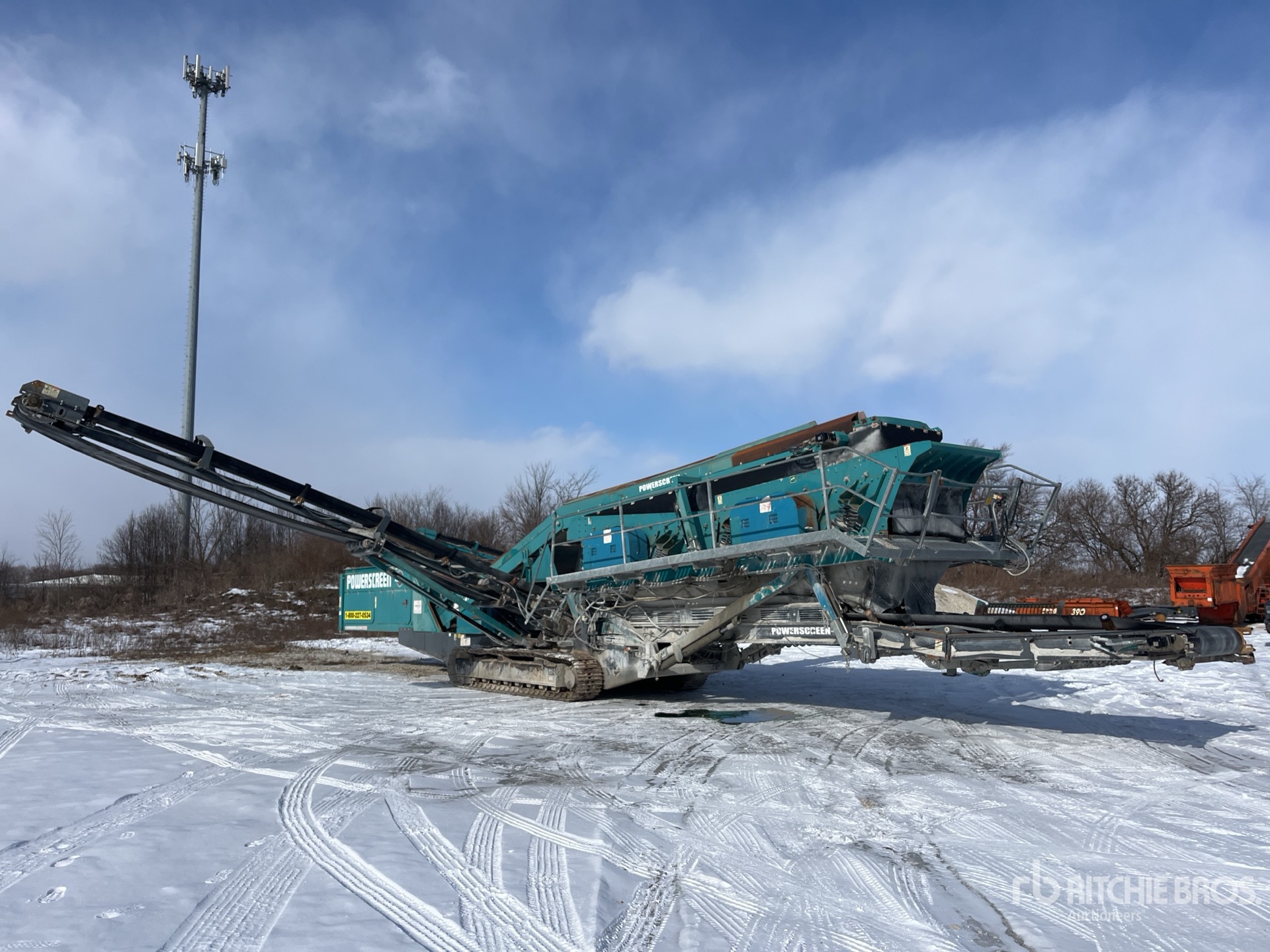 2015 Powerscreen Chieftain 2200 Tracked Screen Plant | Ritchie Bros ...