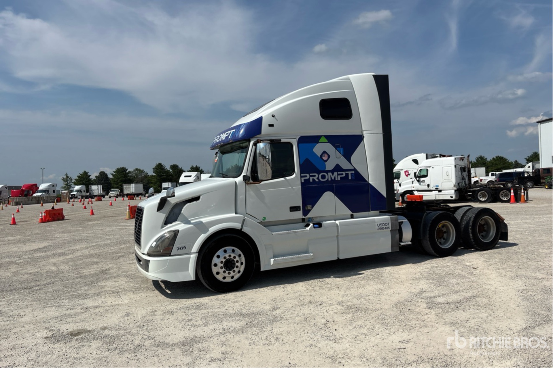 General Appearance with Image, coin avant gauche