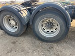 4 Underbody - Truck with 