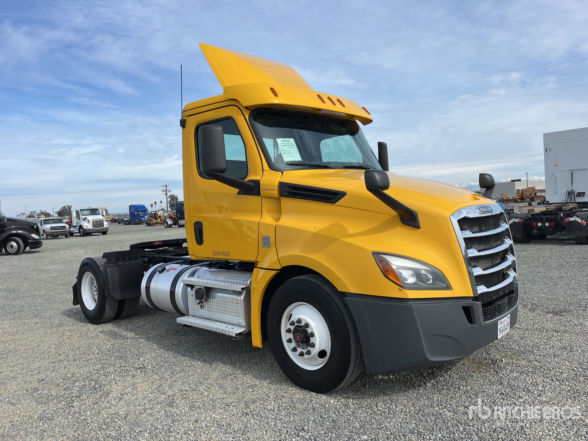 General Appearance with Imagen: esquina delantera derecha