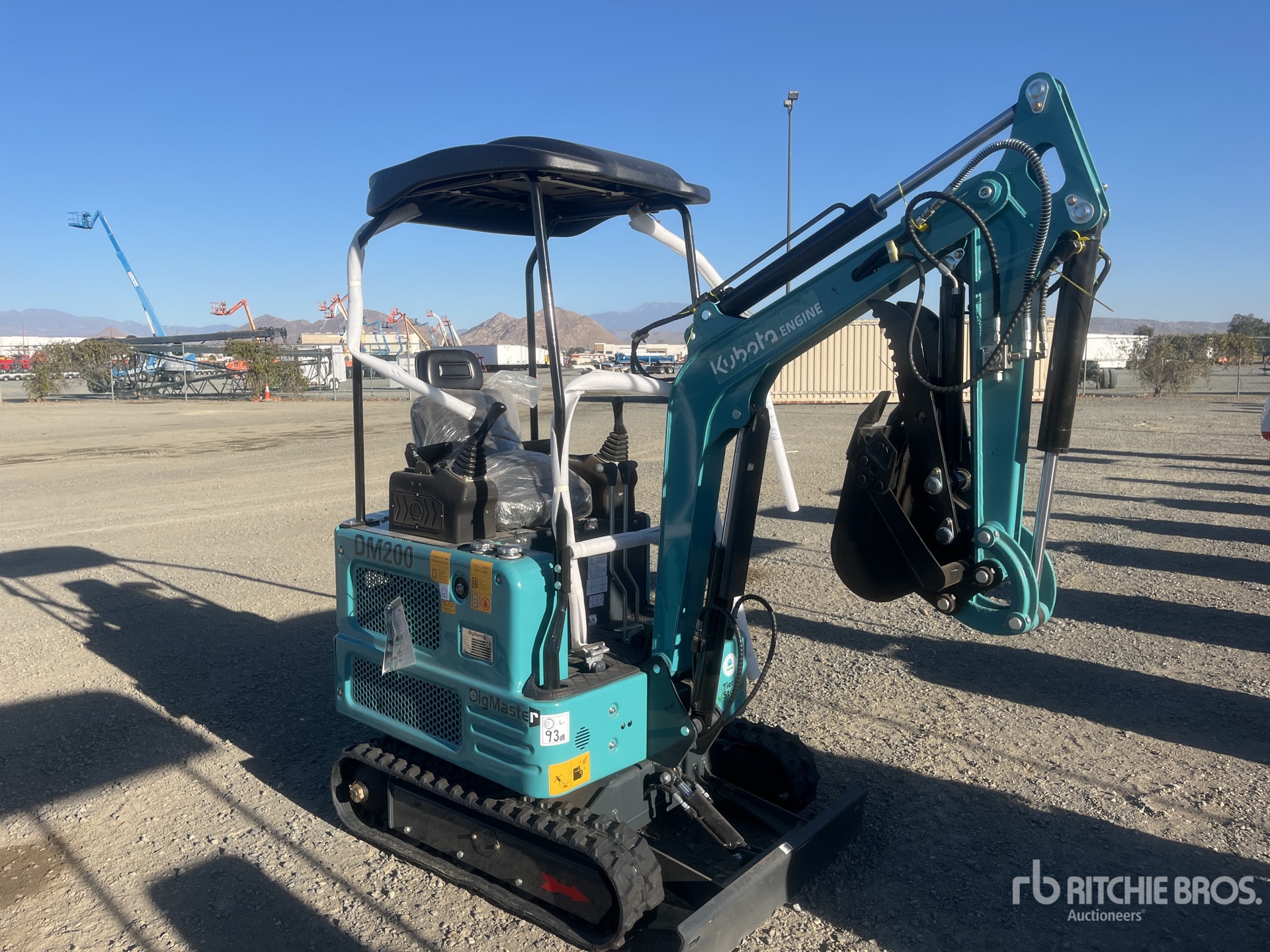 General Appearance with Picture, Right Front Corner