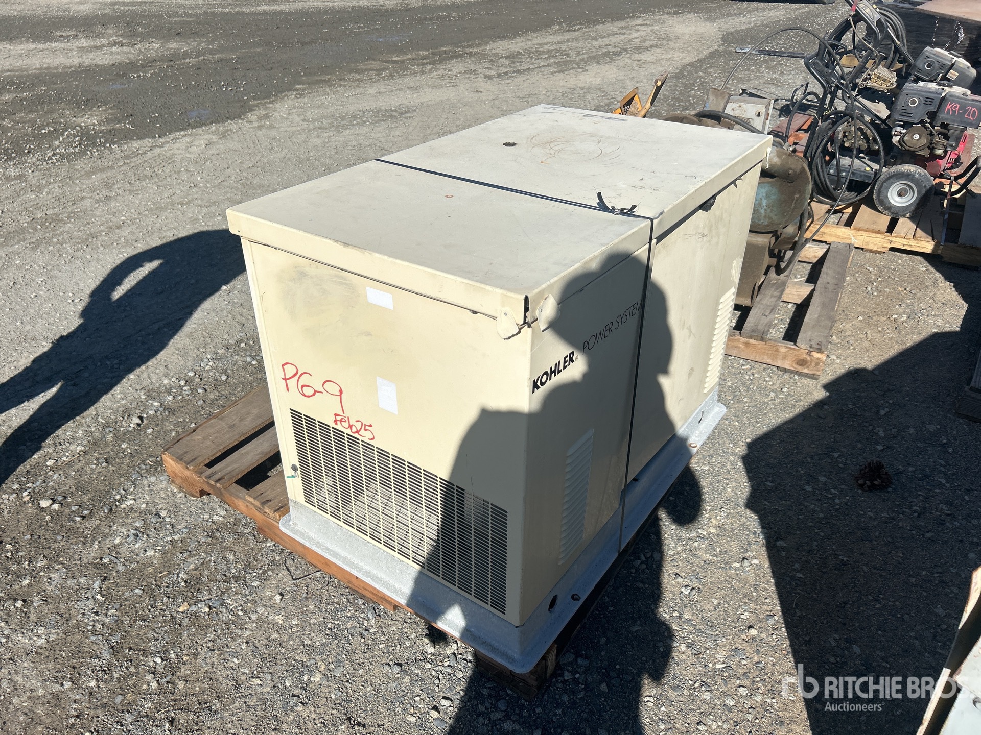 General Appearance with Picture, Left Rear Corner