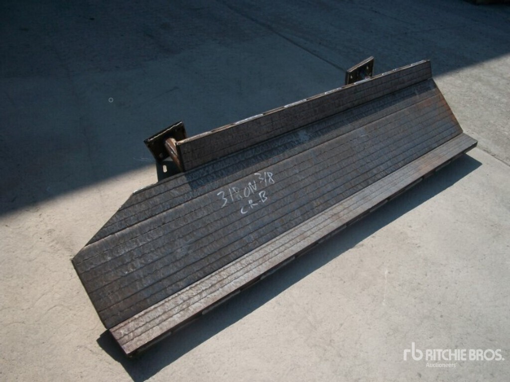 General Appearance with Featured Photo