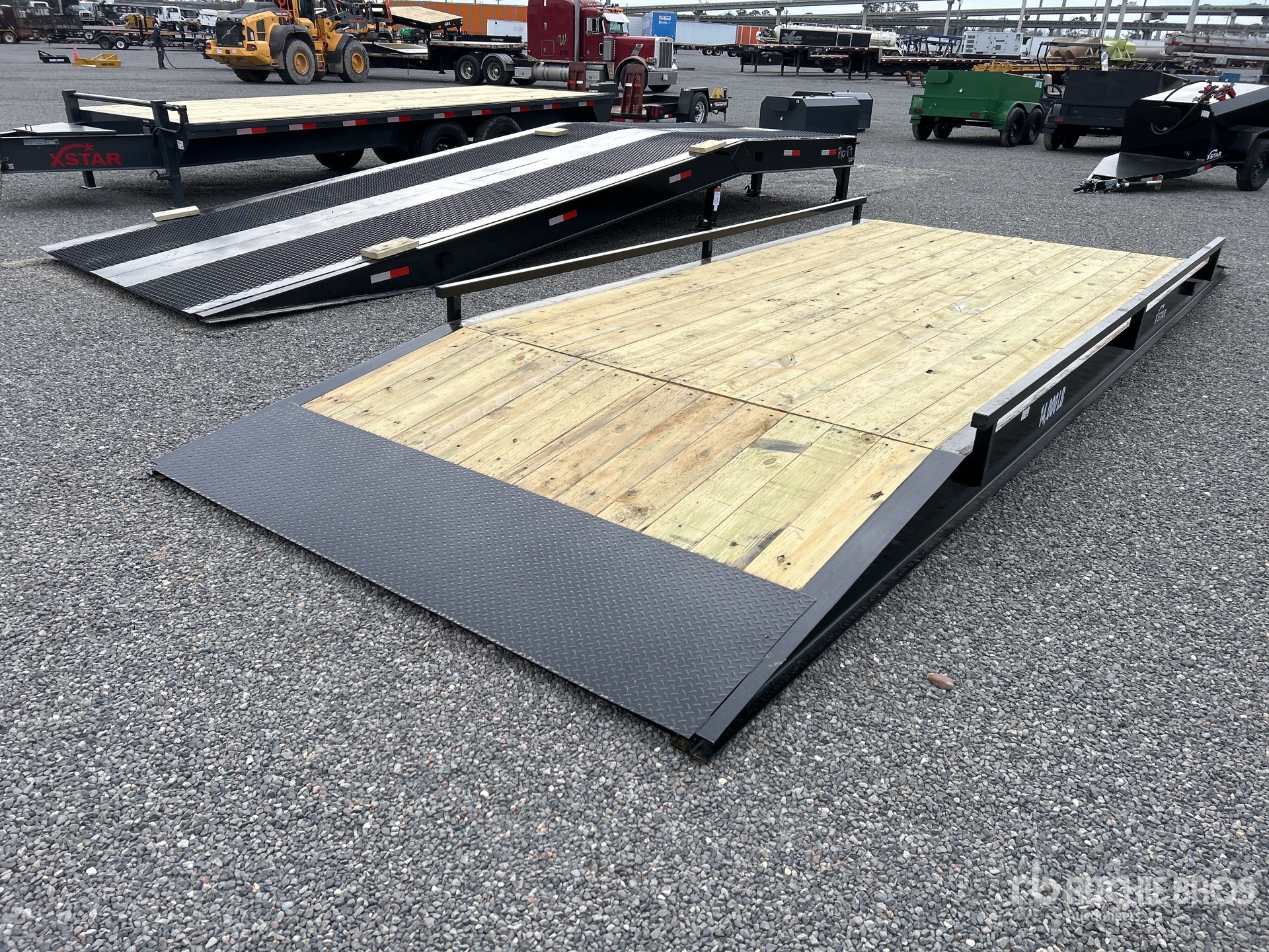 101 in x 25 ft Platform Bridge (Unused) | Ritchie Bros. Auctioneers