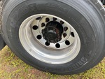 NN654043 - 2022 International LT625: Wheel Condition