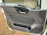 NN654043 - 2022 International LT625: Cab Doors