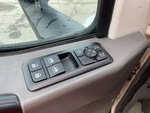 LN541715 - 2020 International LT625: Window Controls