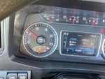 LN286405 - 2020 International LT625: Oil Pressure