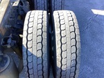 LN286405 - 2020 International LT625: Right Rear Drive Tires