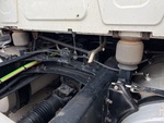 NN295671 - 2022 International LT625: Cab Suspension Air Bags