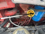 NN308540 - 2022 International LT625: Engine Oil level on Dipstick