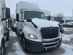 NN308540 - 2022 International LT625: Picture, Right Front Corner
