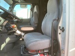 NN317994 - 2022 International LT625: Seats/Armrests
