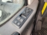 MN092320 - 2021 International LT625: Window Controls
