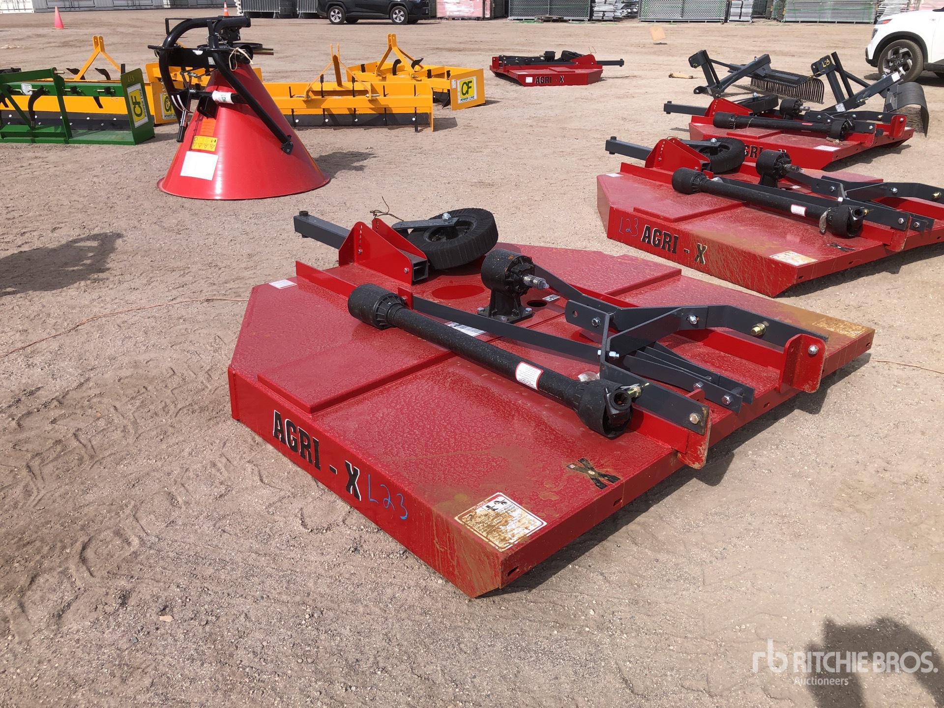 General Appearance with Picture, Right Front Corner