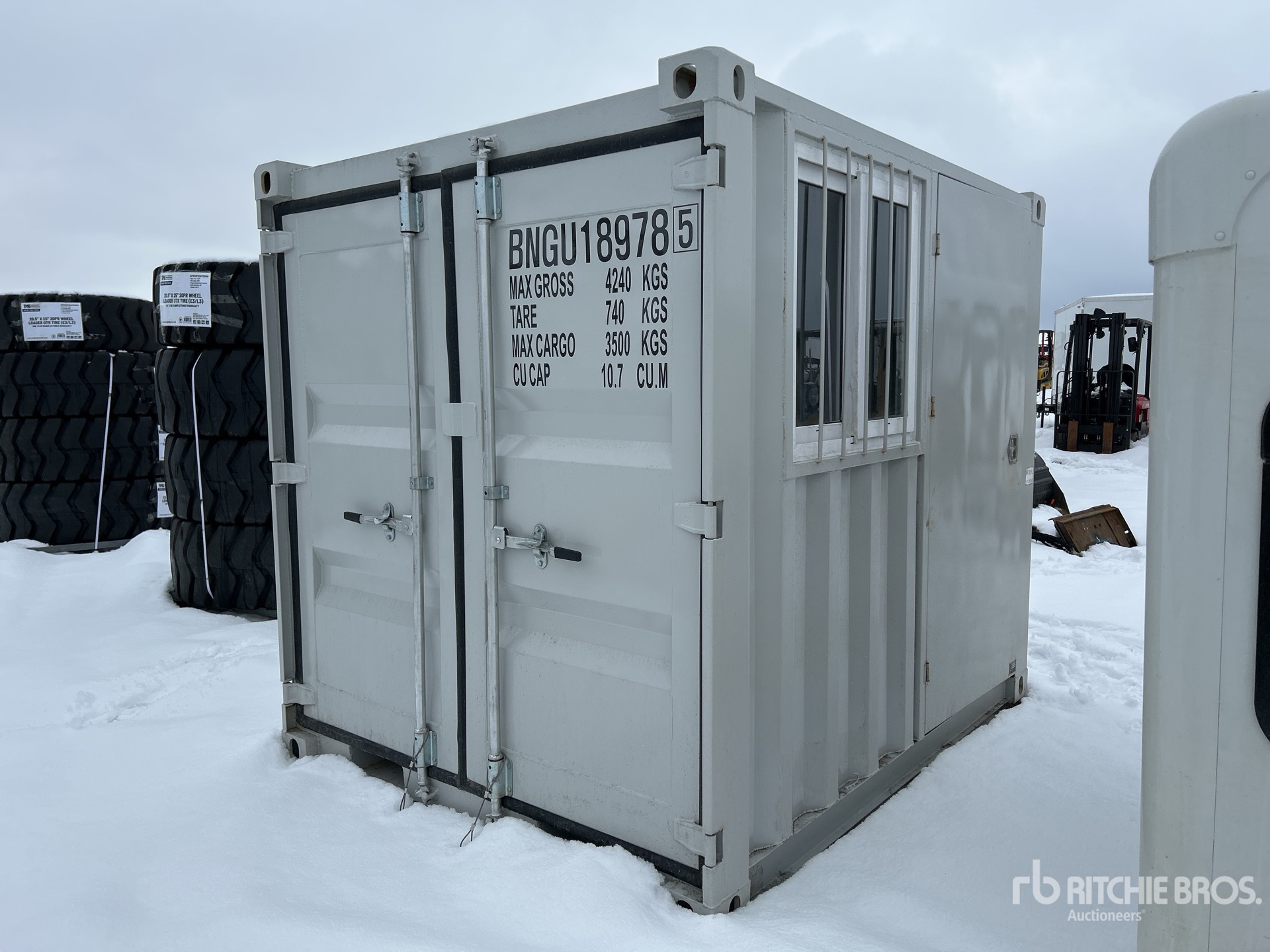 General Appearance with Picture, Left Front Corner