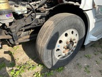4 Underbody - Truck with 